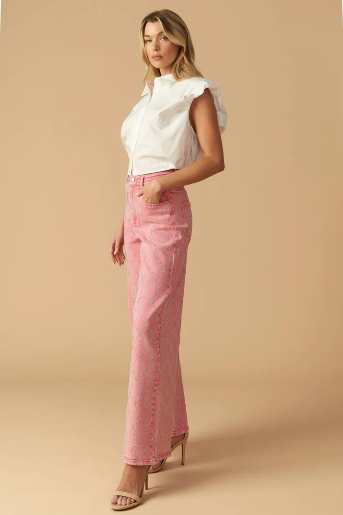 Top Elara